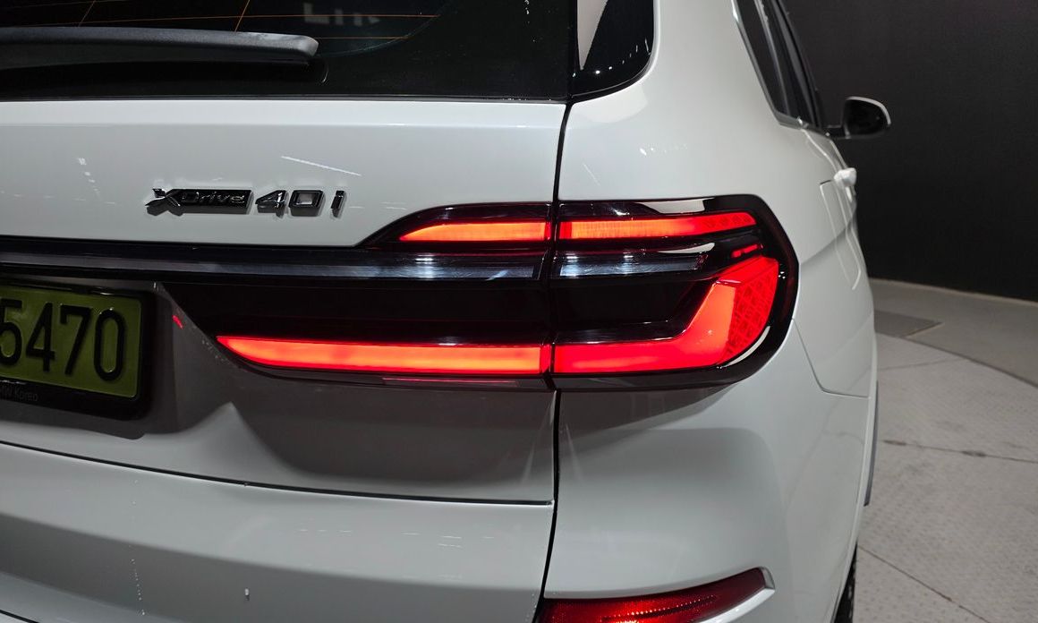 BMW X7 2025