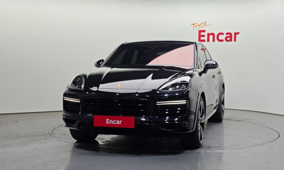 Porsche Cayenne 2022