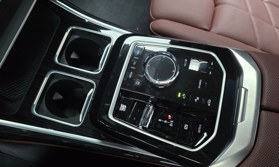 BMW 7-Series 2025