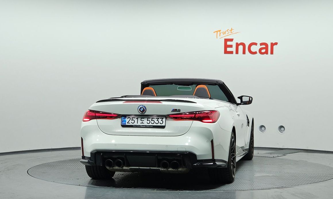 BMW M4 2025