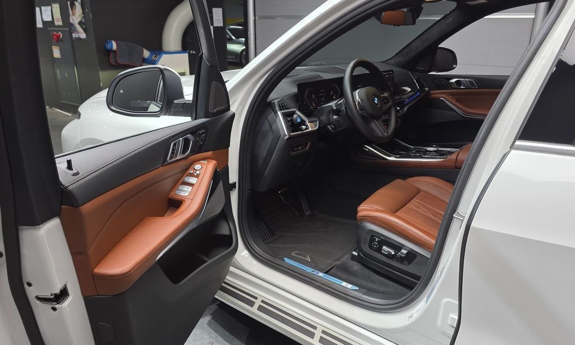 BMW X7 2025