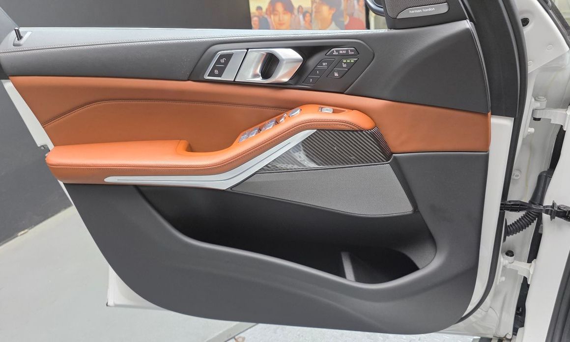 BMW X7 2025