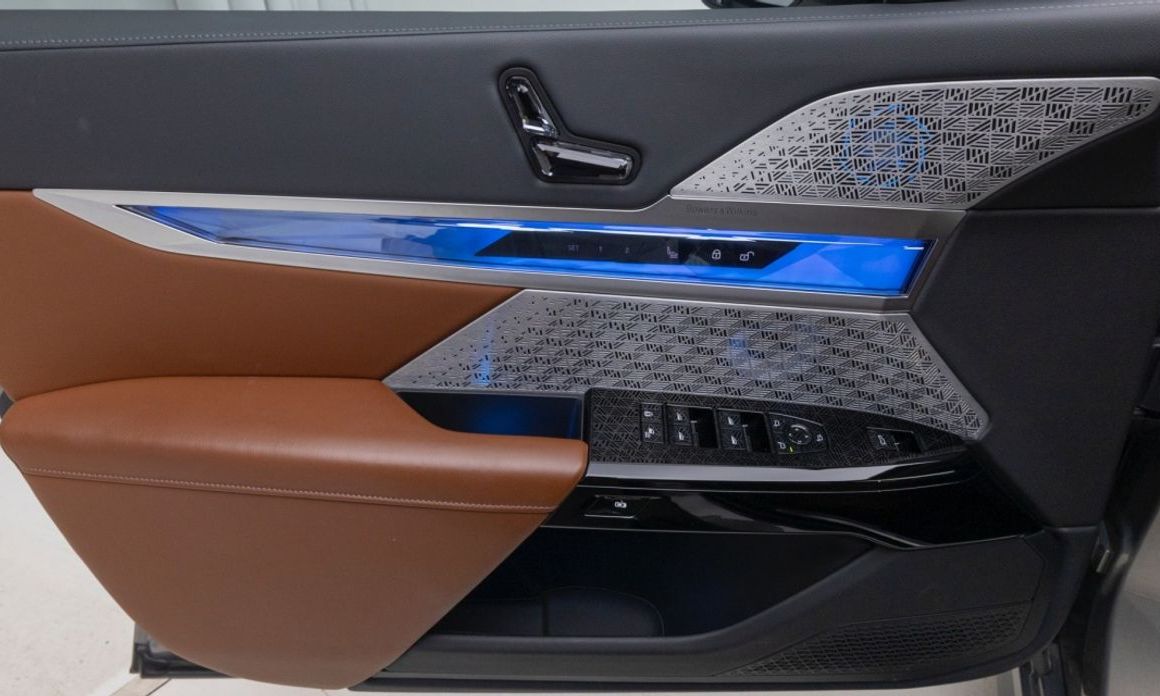 BMW i7 2025