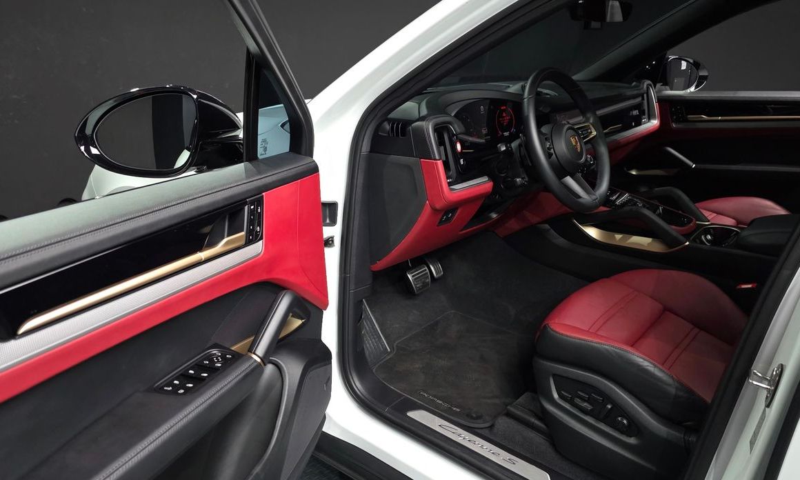 Porsche Cayenne 2025