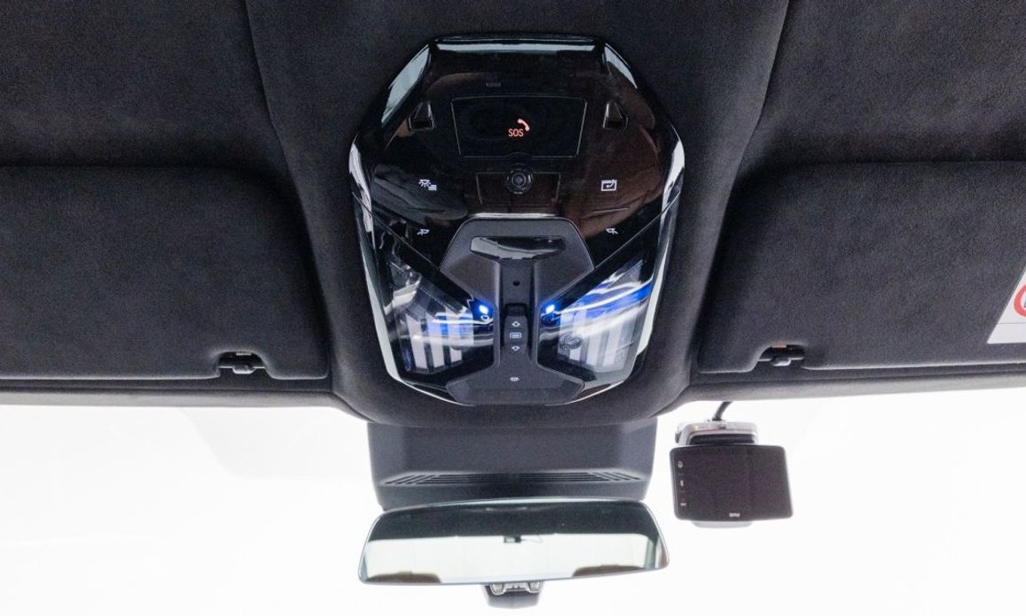 BMW i7 2025