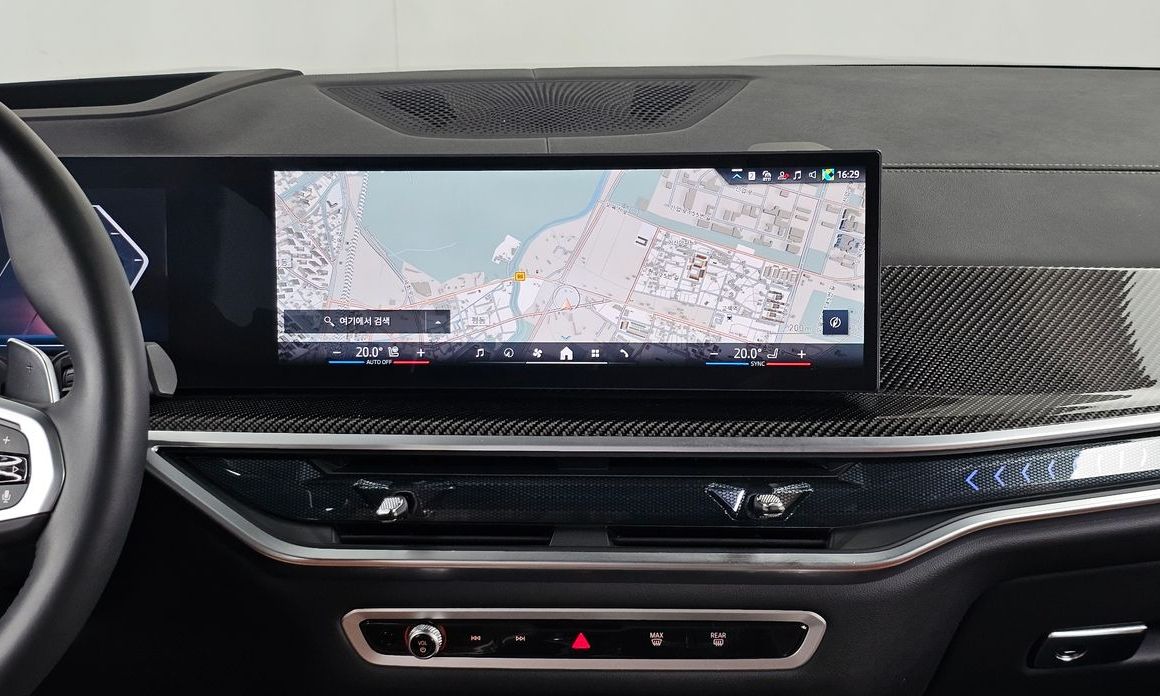 BMW X7 2025