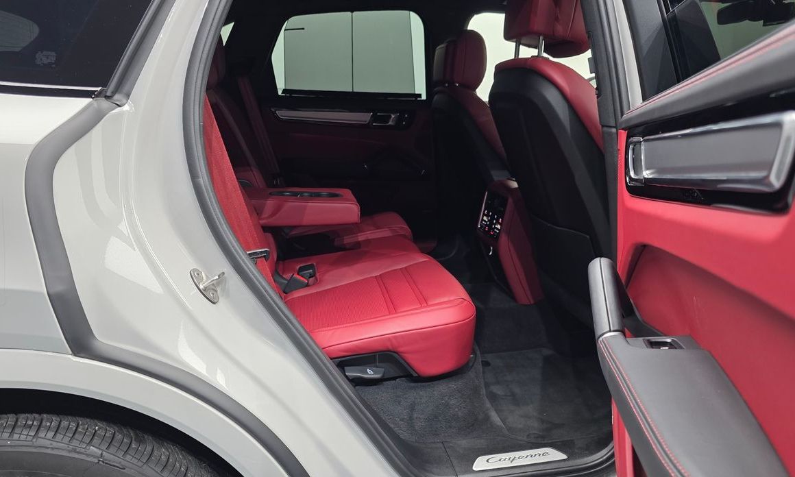 Porsche Cayenne 2023