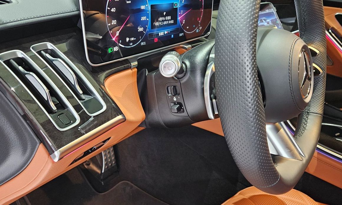 Mercedes-Benz S-Class 2025