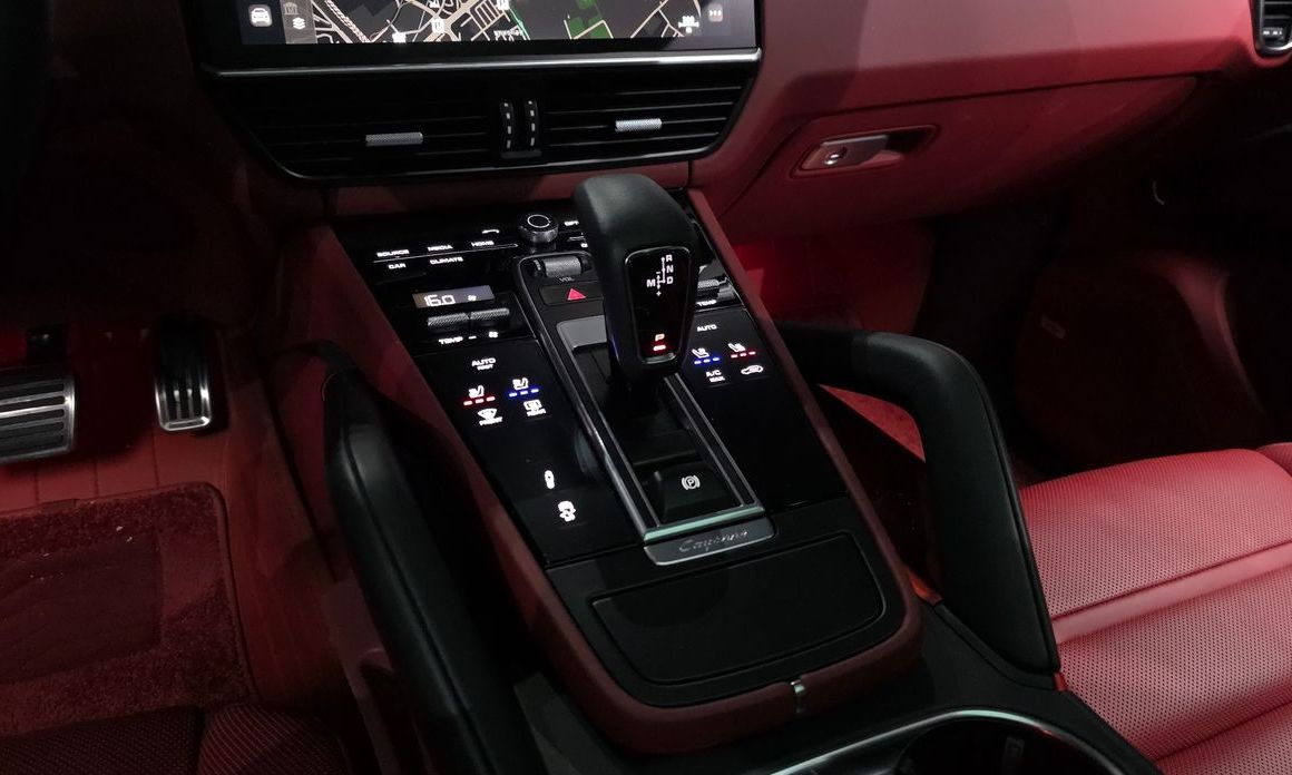 Porsche Cayenne 2023