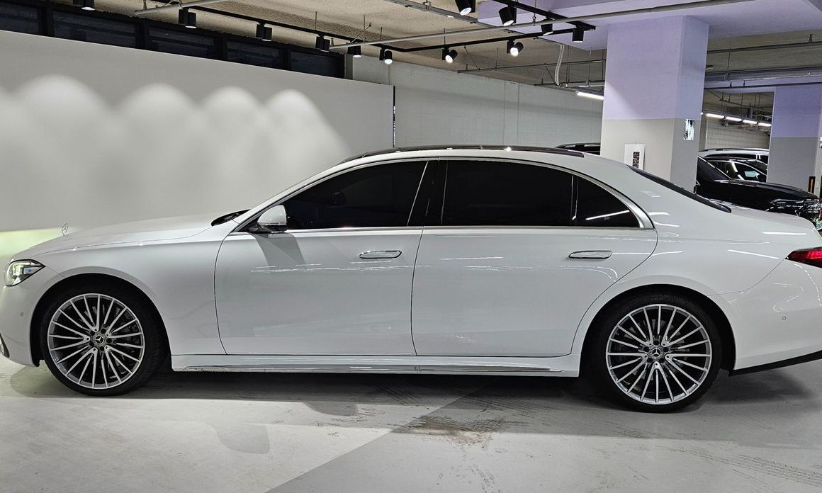 Mercedes-Benz S-Class 2025