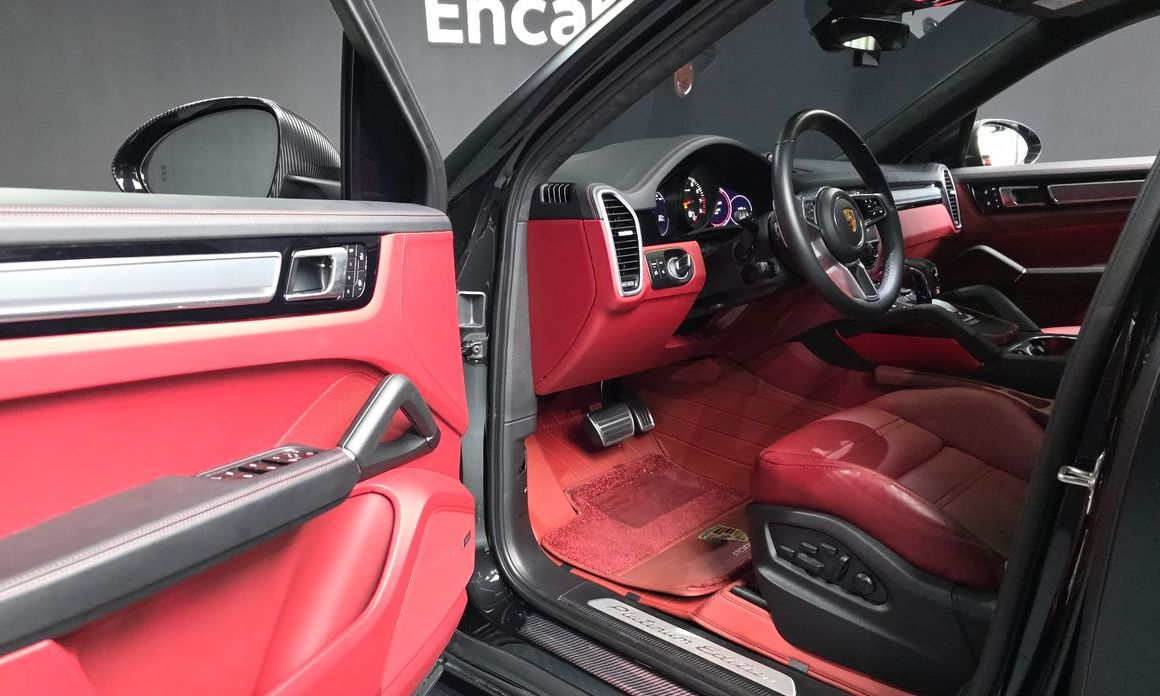 Porsche Cayenne 2023