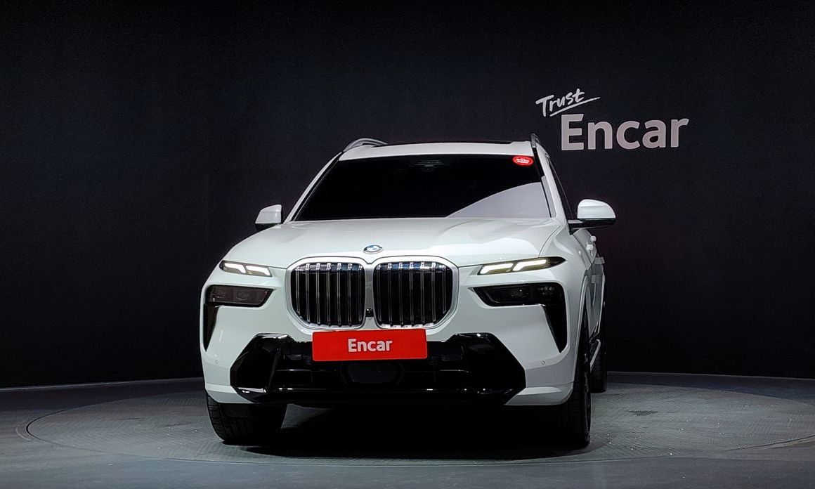 BMW X7 2024