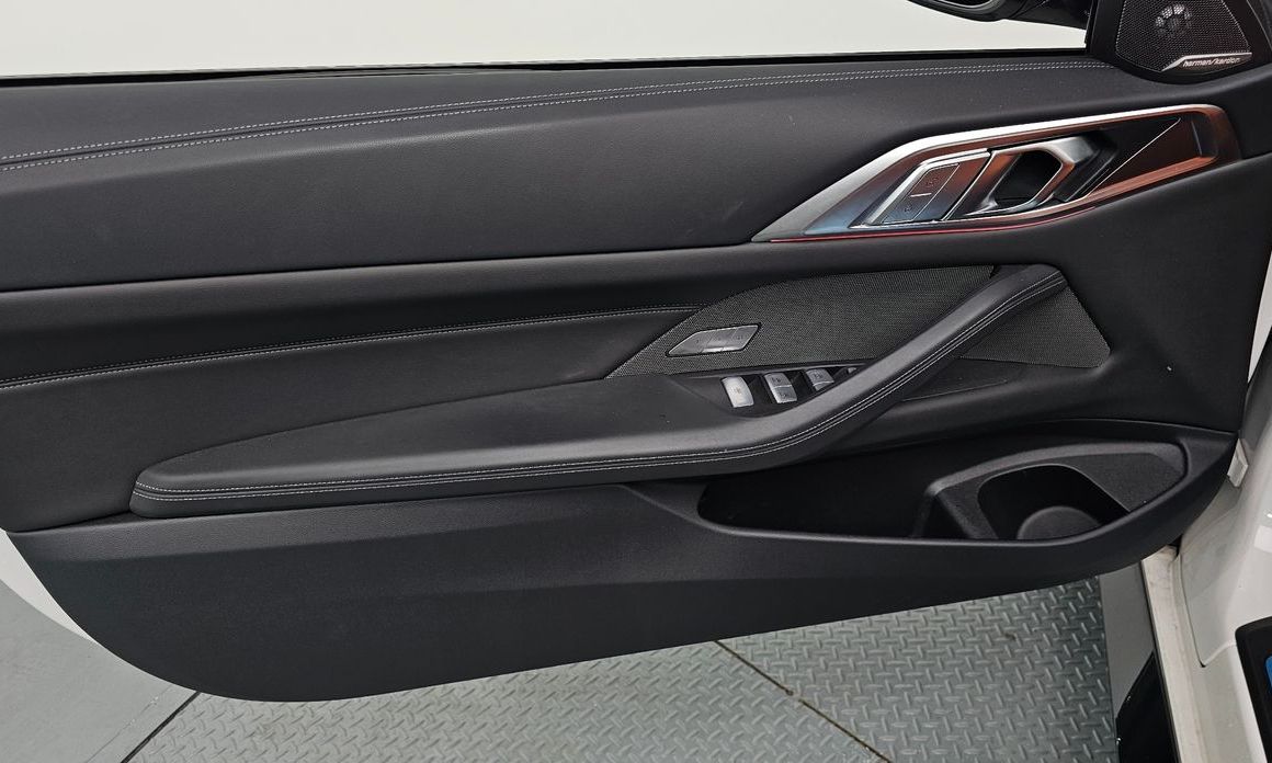 BMW M4 2025
