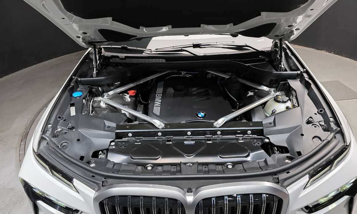 BMW X7 2025