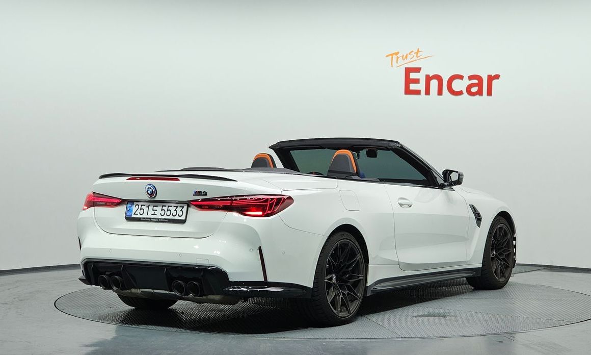 BMW M4 2025