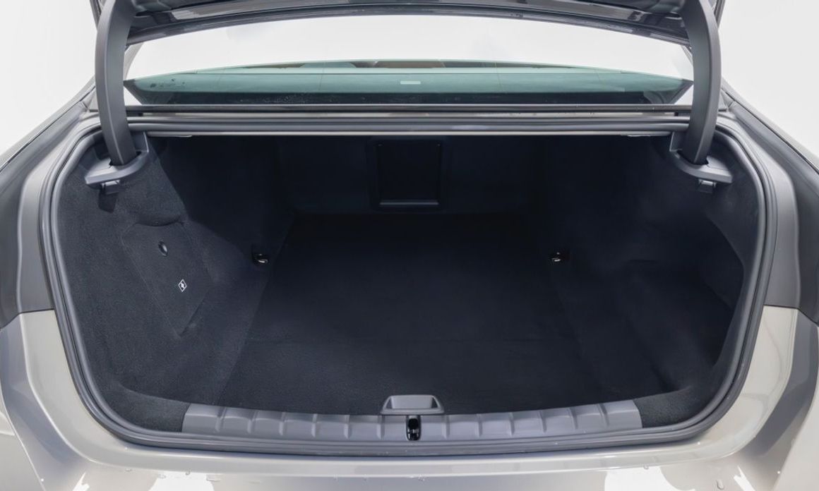 BMW i7 2025