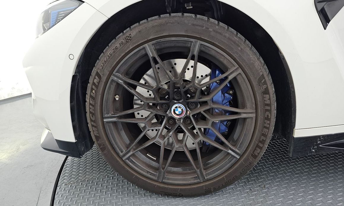 BMW M4 2025