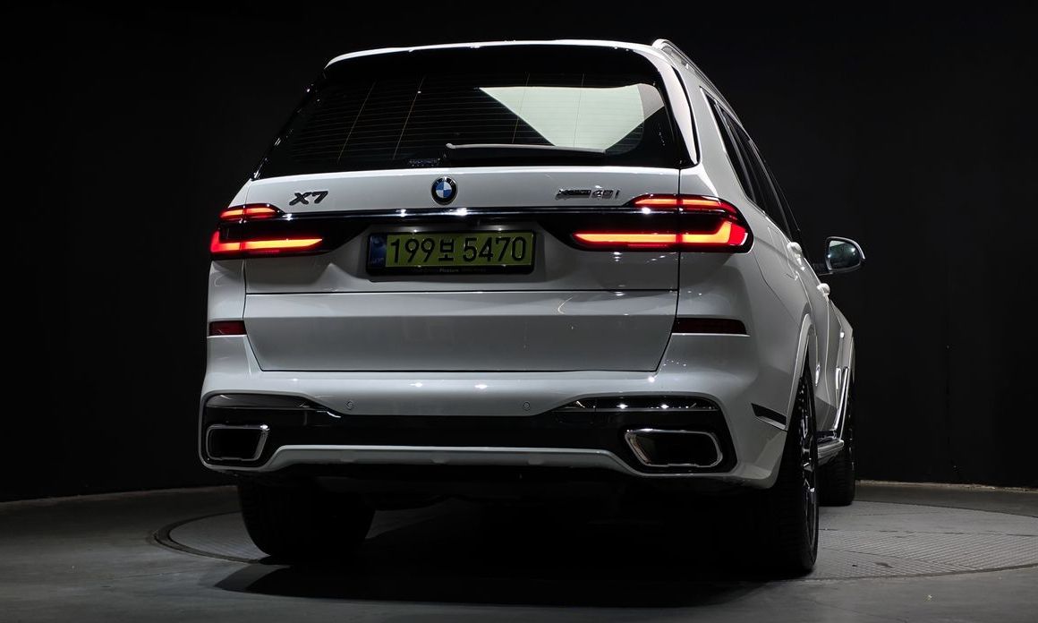 BMW X7 2025