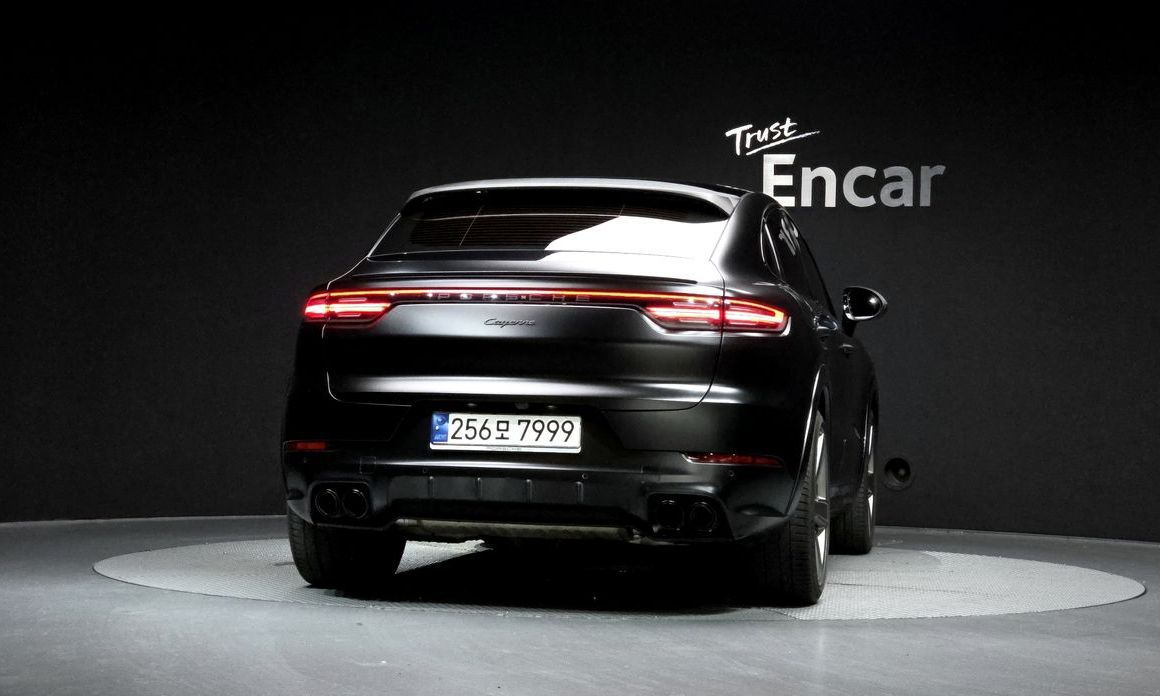 Porsche Cayenne 2023