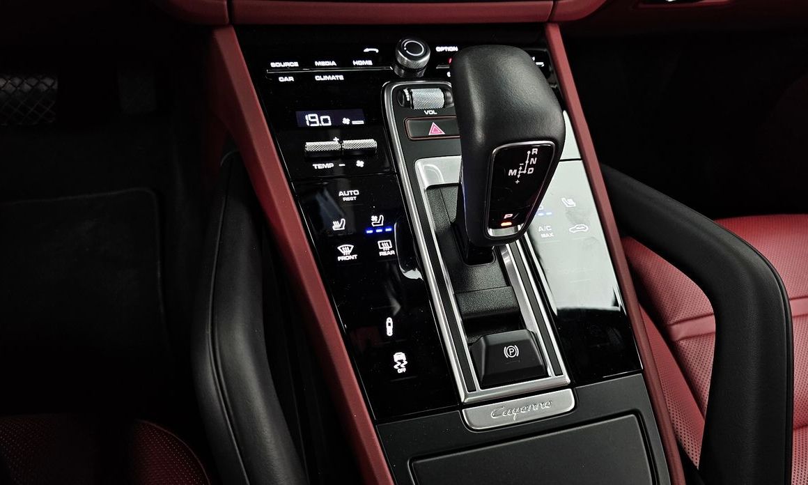 Porsche Cayenne 2023