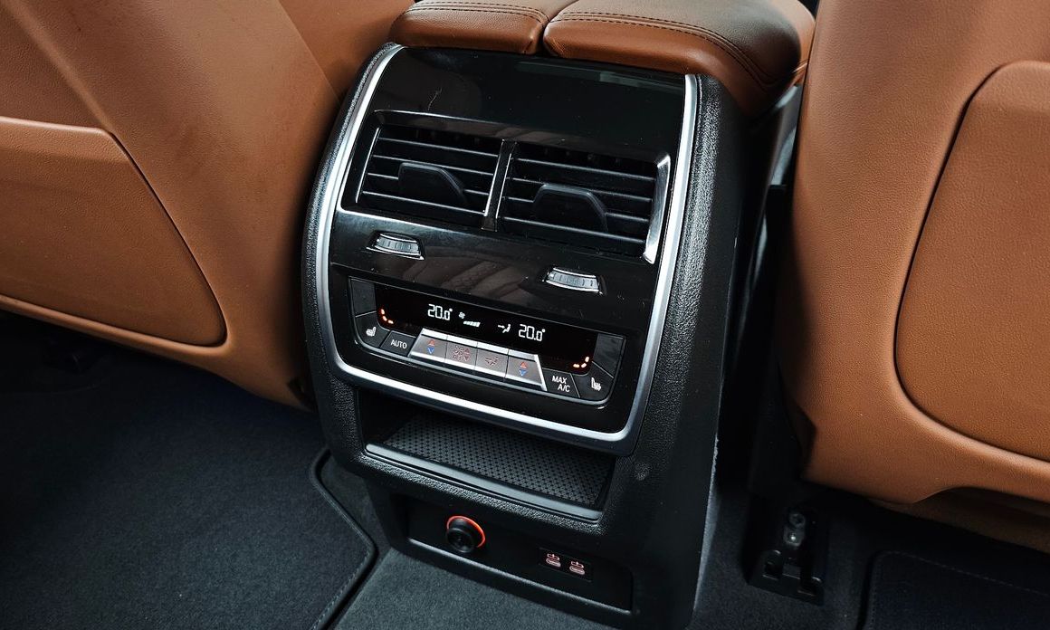 BMW X7 2025