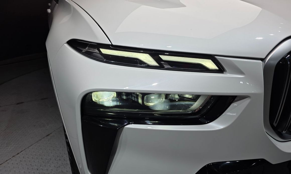 BMW X7 2025