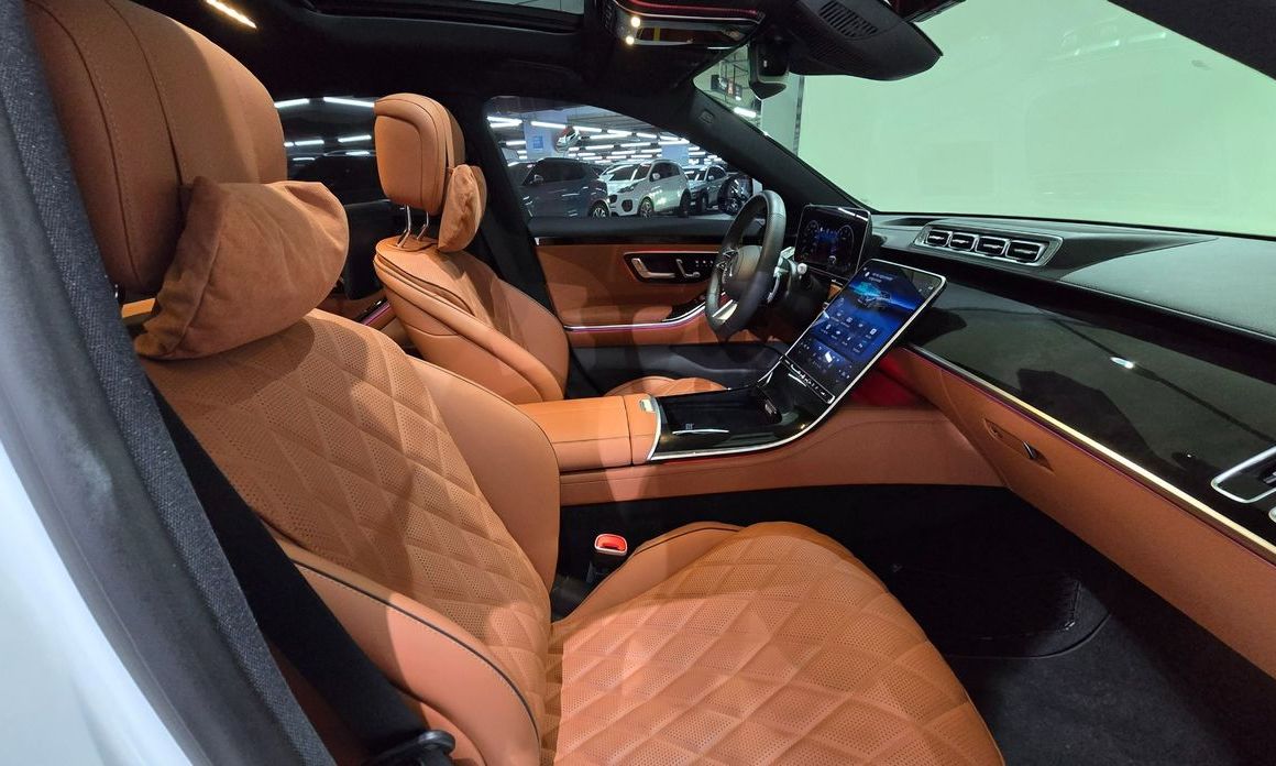 Mercedes-Benz S-Class 2025