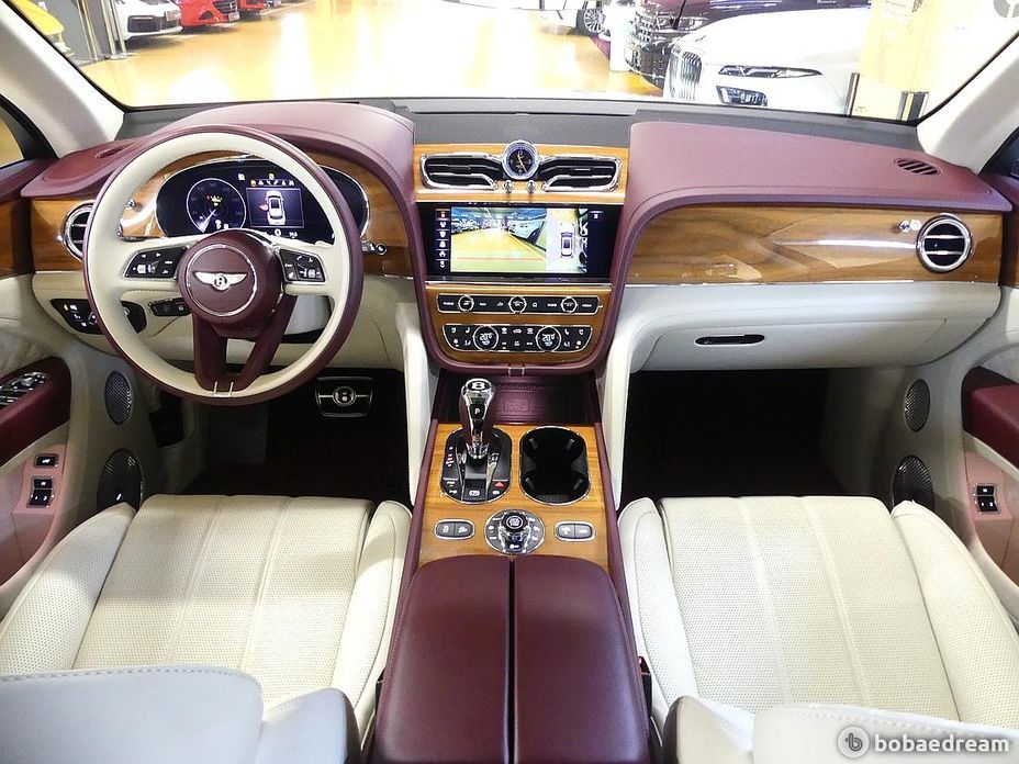 Bentley Bentayga 2022