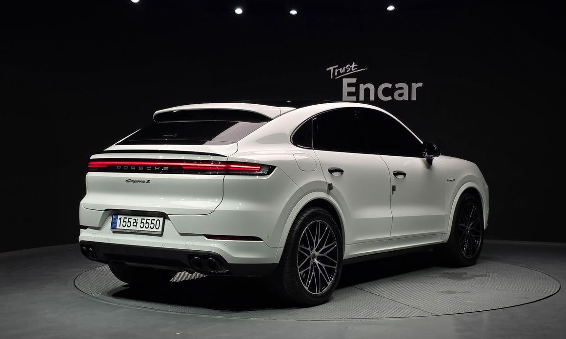 Porsche Cayenne 2025