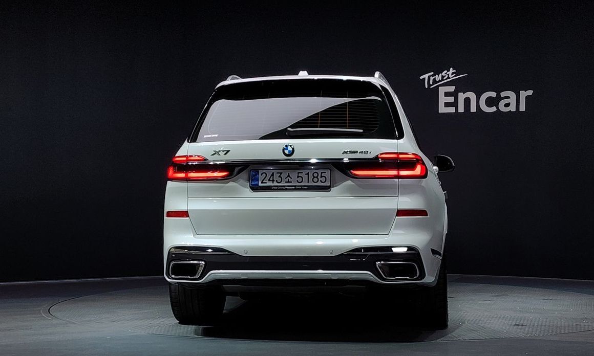 BMW X7 2024