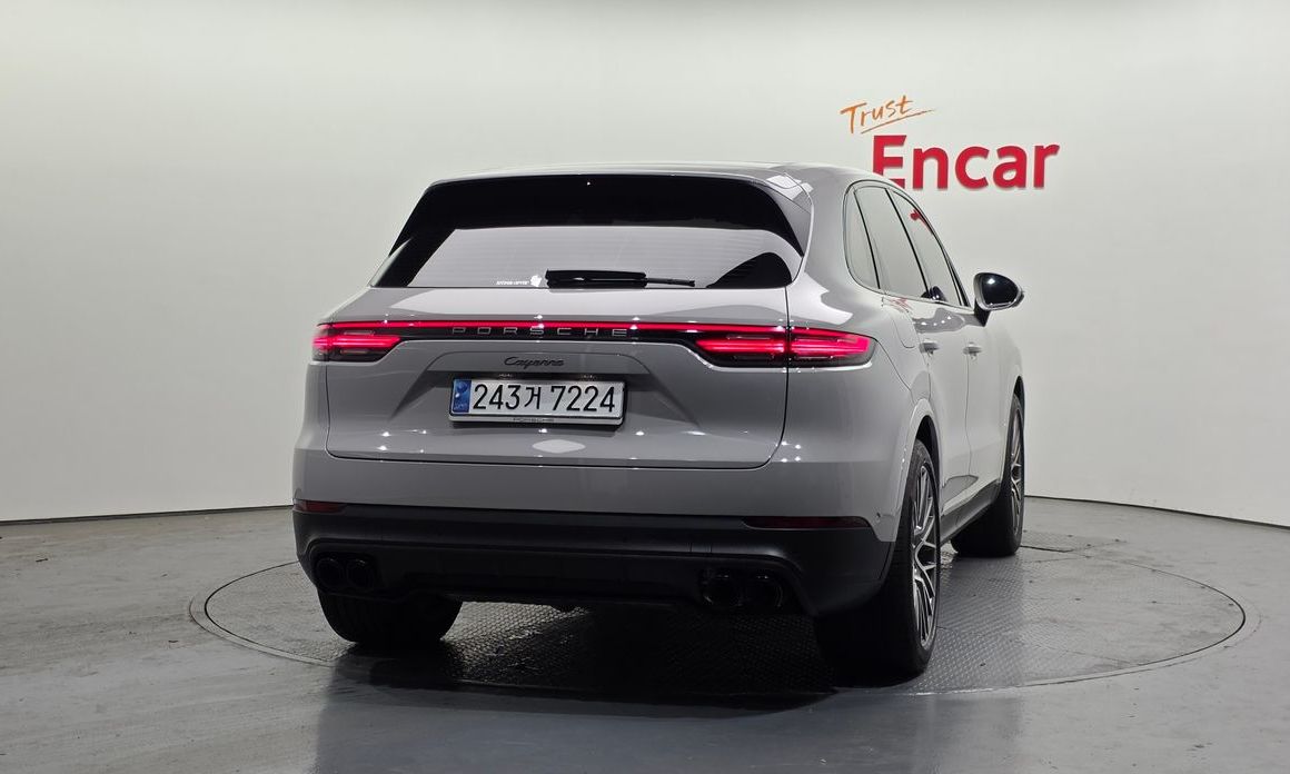 Porsche Cayenne 2023