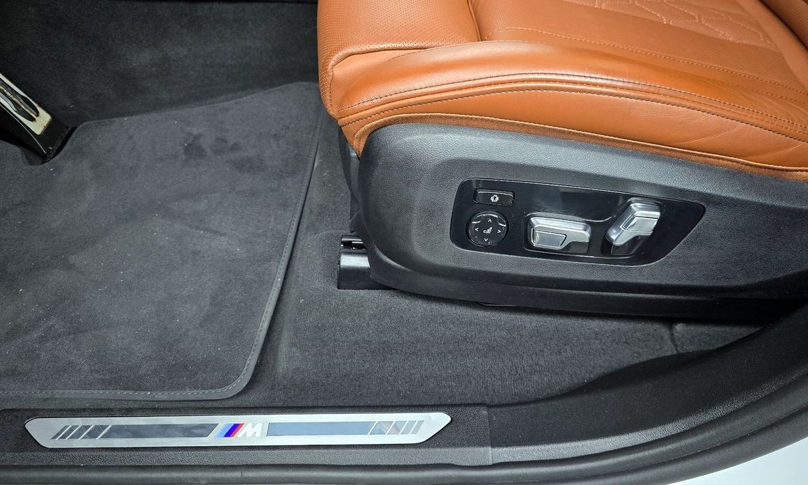 BMW X7 2024