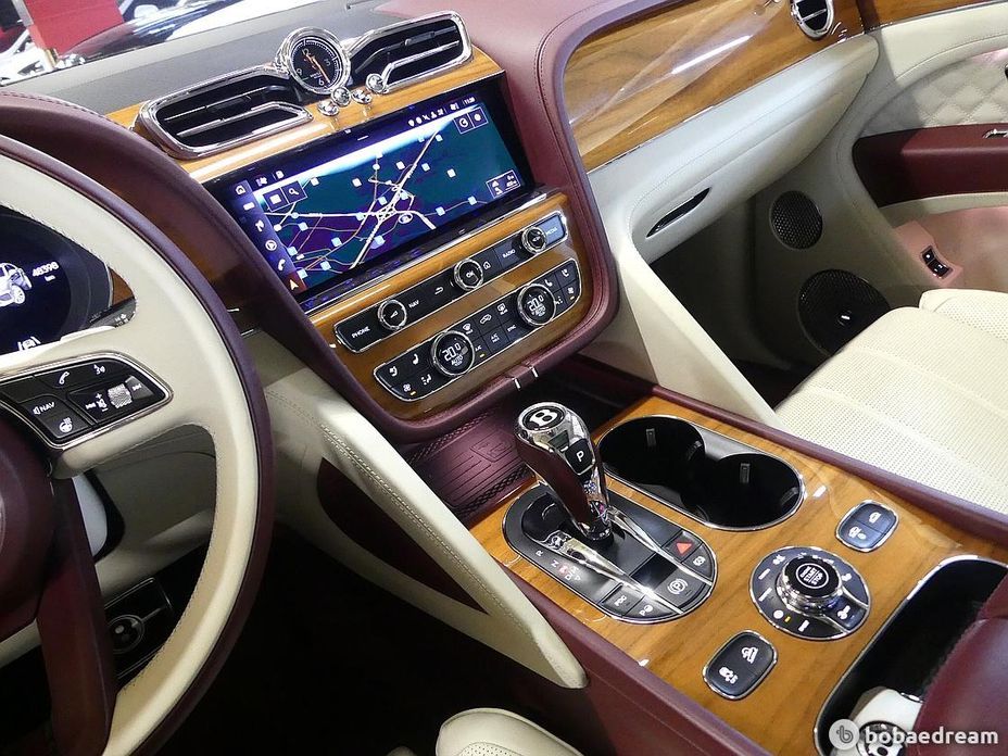 Bentley Bentayga 2022
