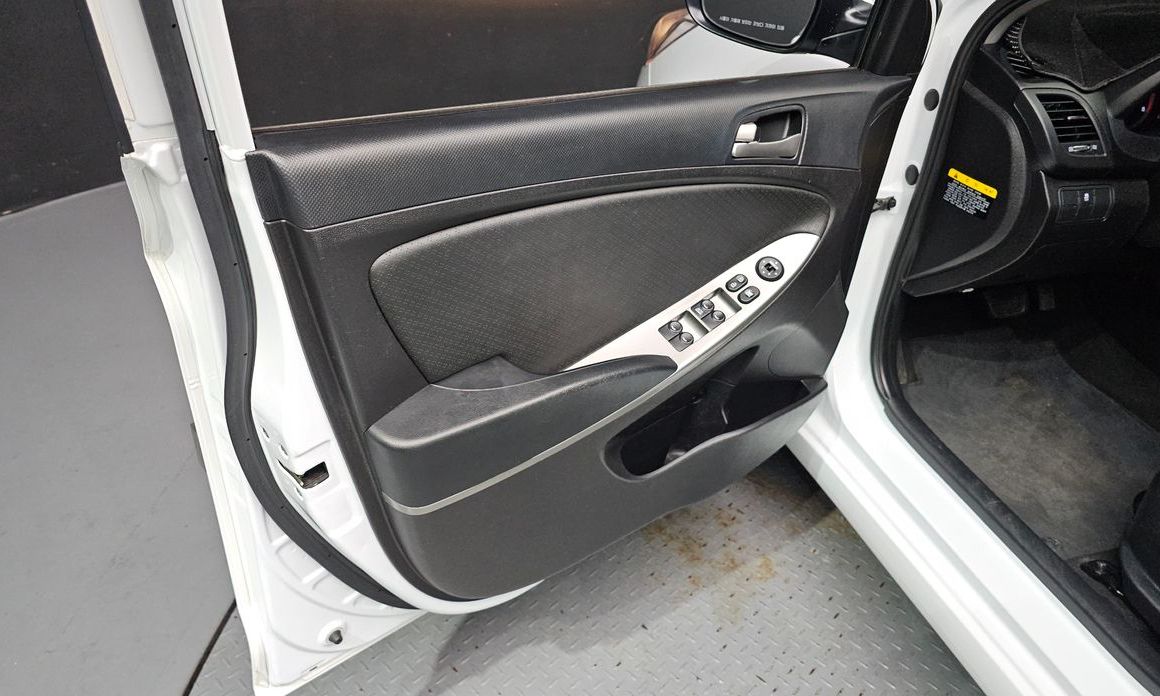 Hyundai Accent 2016