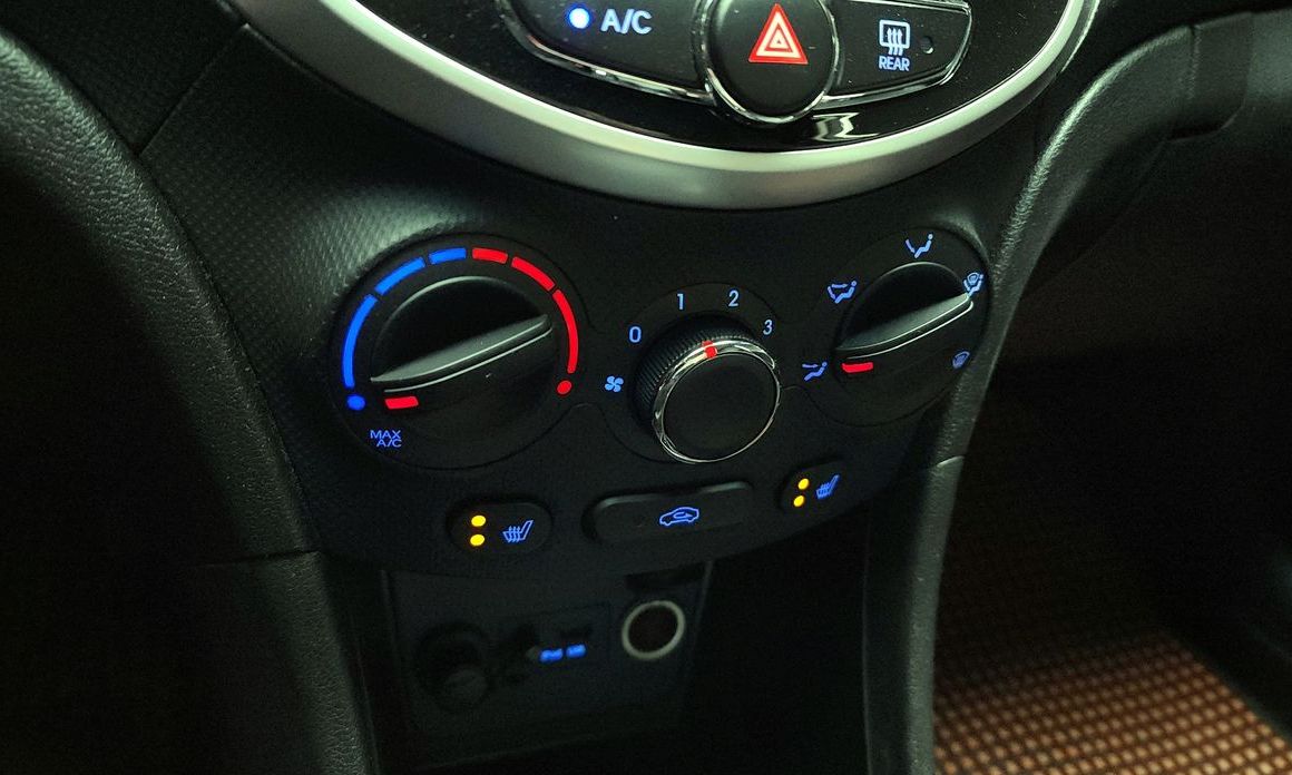 Hyundai Accent 2012