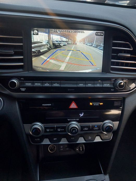 Hyundai AVANTE 2019