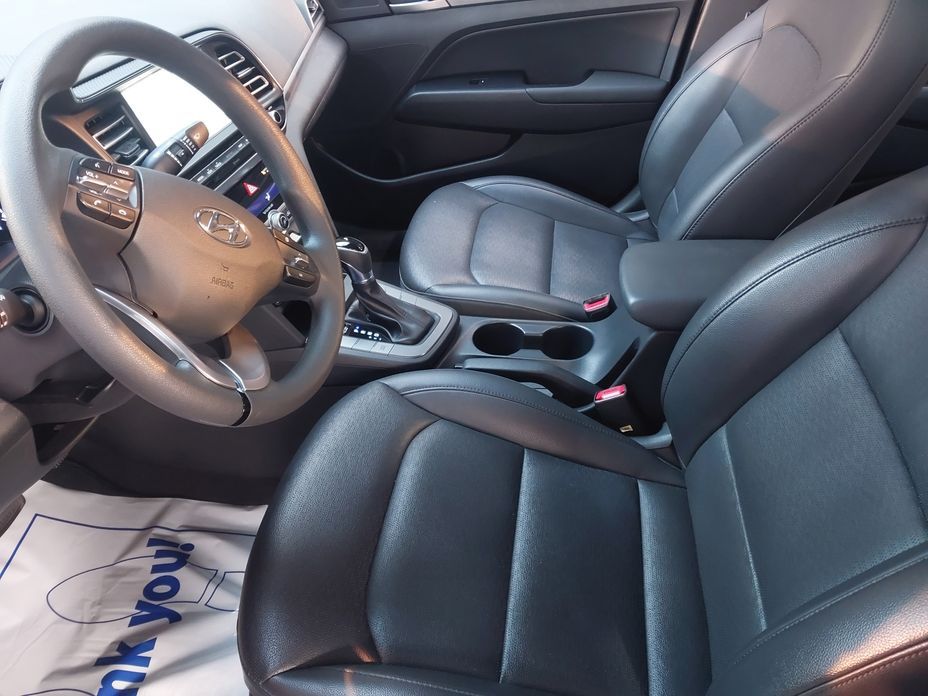 Hyundai AVANTE 2019