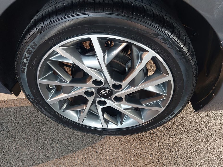 Hyundai AVANTE 2019