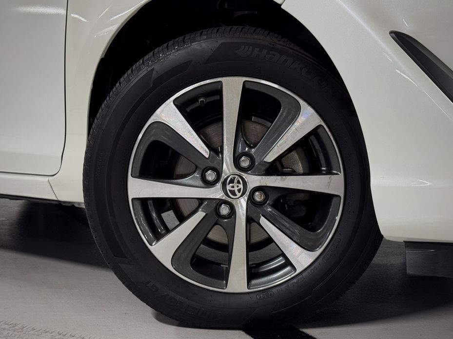 Toyota Prius 2019
