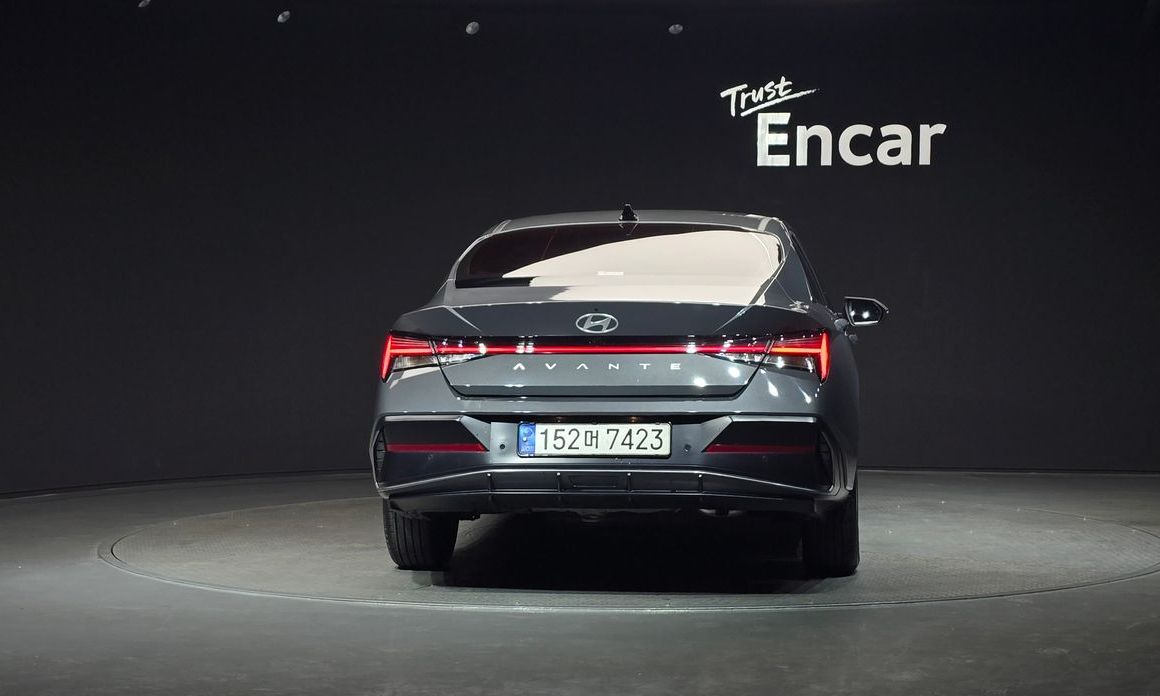Hyundai AVANTE 2024