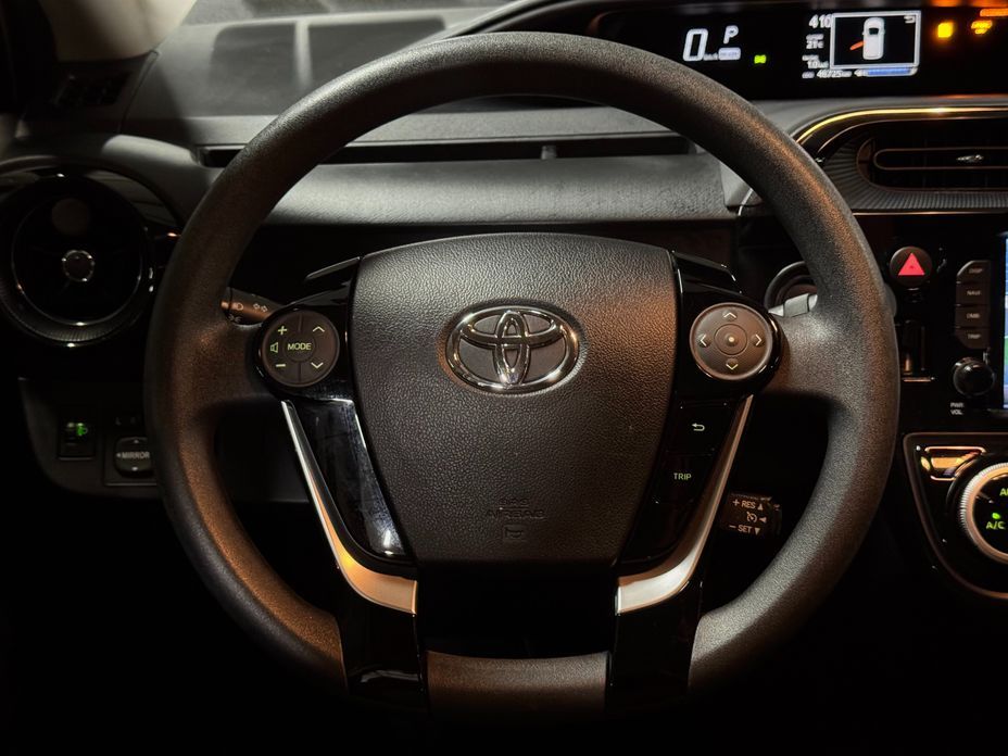 Toyota Prius 2019