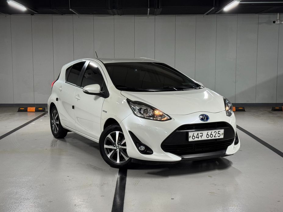 Toyota Prius 2019