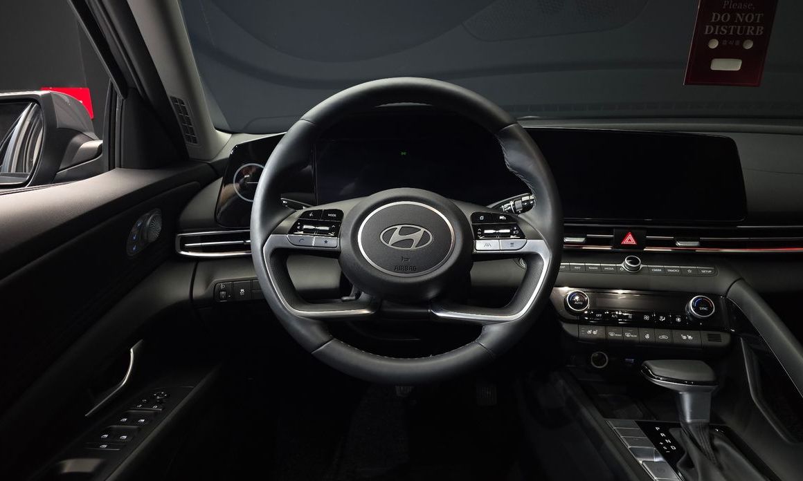 Hyundai AVANTE 2024