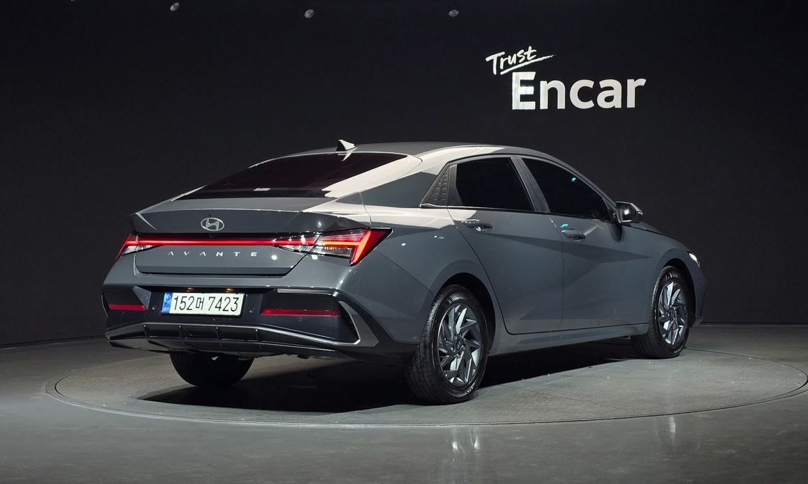 Hyundai AVANTE 2024