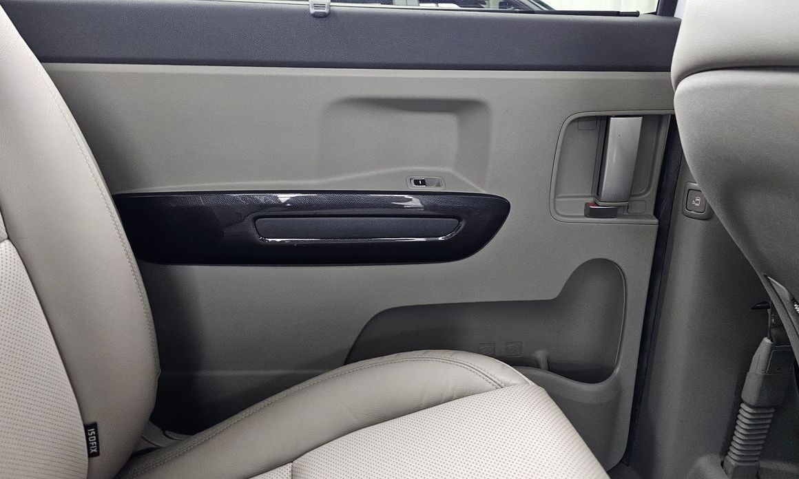 Kia Canival 2015