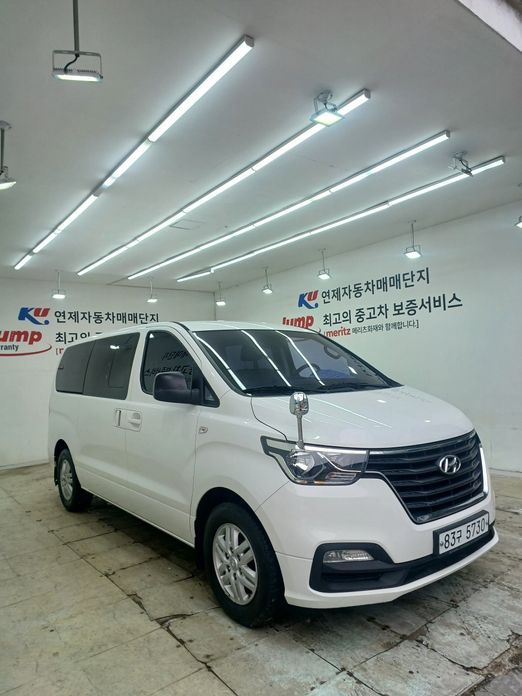 Hyundai Starex 2018