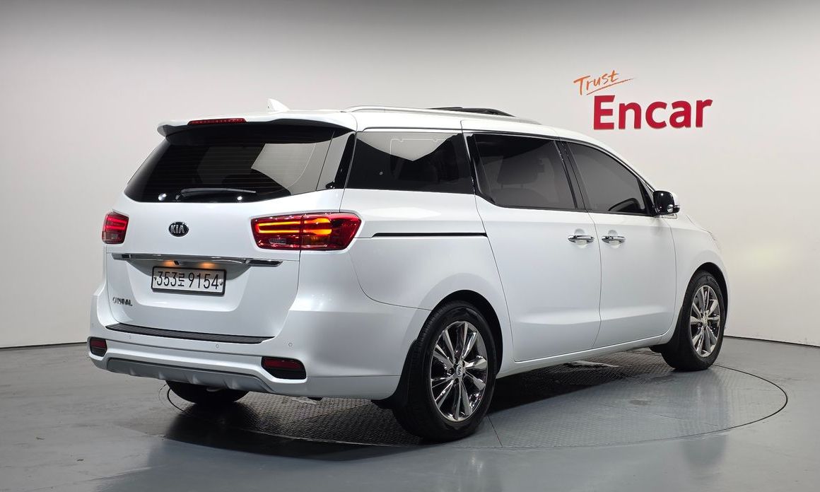 Kia Canival 2019