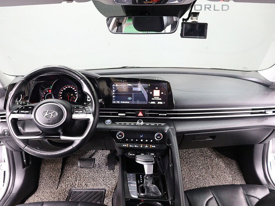 Hyundai AVANTE 2023