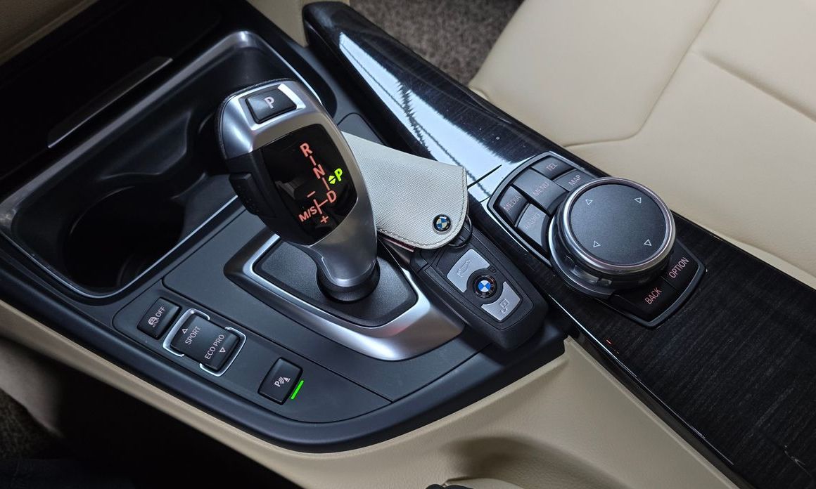 BMW 3-Series 2015