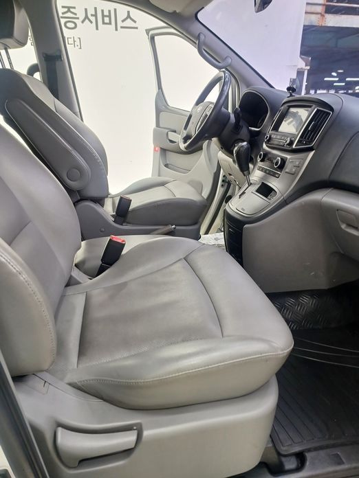 Hyundai Starex 2018